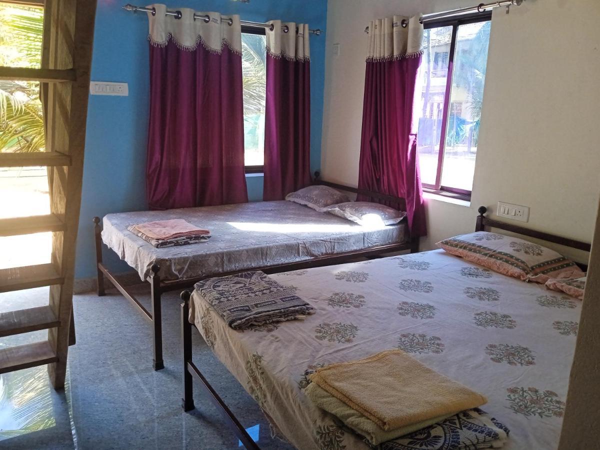 Nisarga Homestay And Beach Resort Gokarna Gokarna  Eksteriør billede