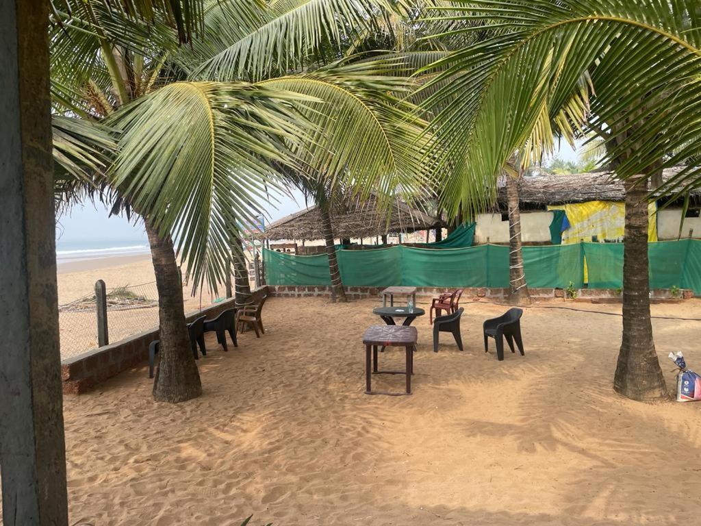 Nisarga Homestay And Beach Resort Gokarna Gokarna  Eksteriør billede